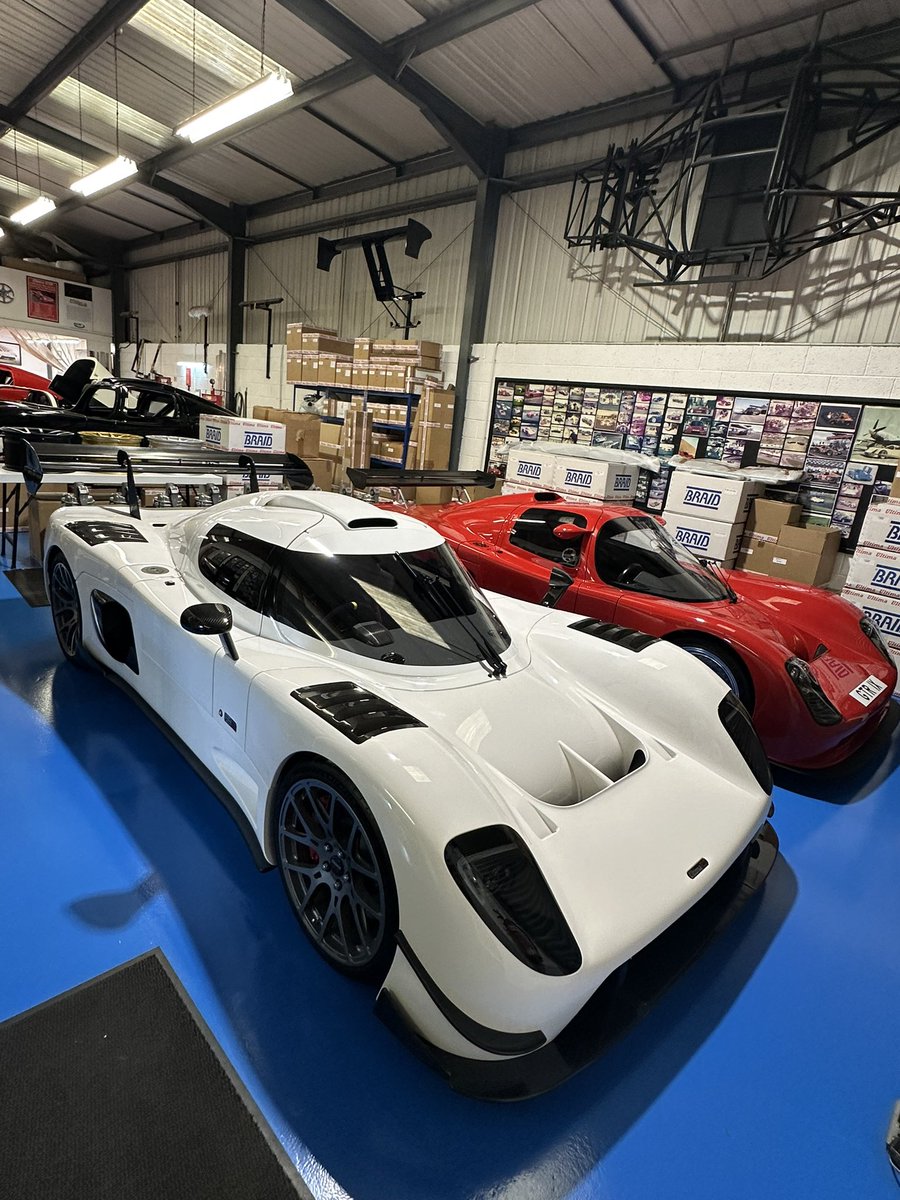 We’re currently handling Ultima RS orders for over 20 countries, and things are moving at full throttle here at HQ. It’s a busy and exciting time at Ultima.

#ultimars #supercar #lemans24h #200mphclub
