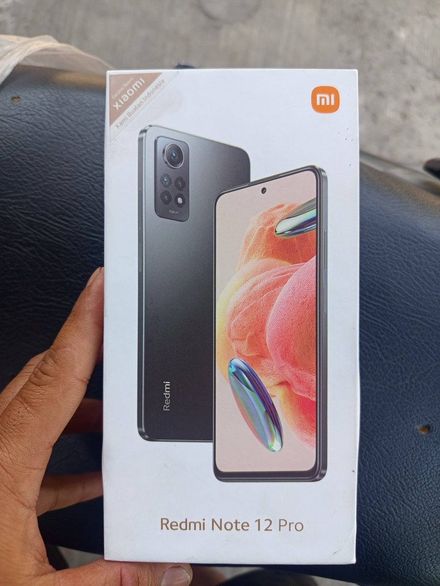 jemacuw's tweet image. WTS  BU banget, 
Aku preloved Xiaomi Redmi Note 12 Pro masih mulus banget 6+128gb, fullset ada charger ori juga~ jual karna BU 🙏🏻 co bisa via shopee 

Buka harga : 1.740.000 

Nego tipis, bisa dm ya ka
#zonabu #zonaba #hpsecond #jualbeli