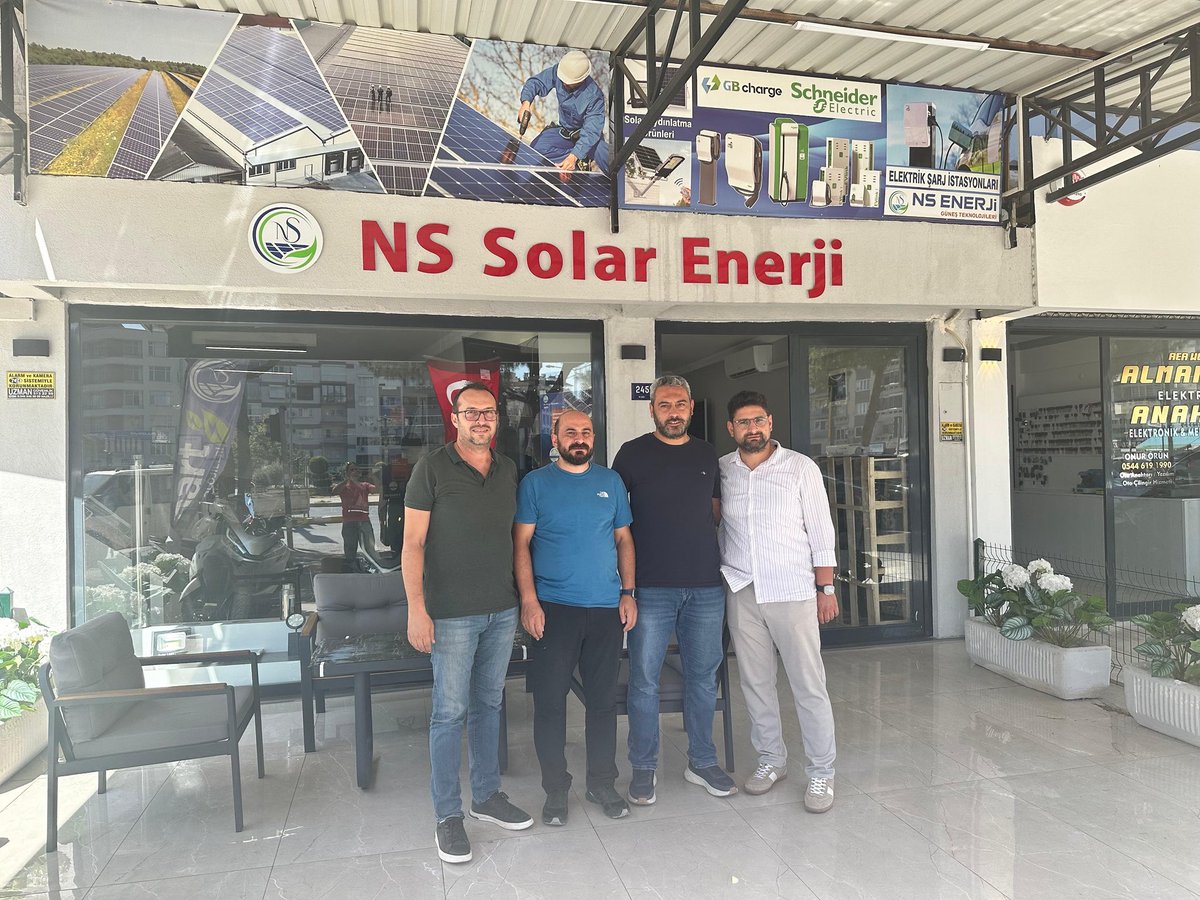 Üye ziyaretleri kapsamında Ns Solar Enerji Firma Sahibi Ali Özkan’ı ziyaret ettik.

Değerli üyemize iş hayatında başarılar diler, nazik misafirperverliği için teşekkür ederiz.