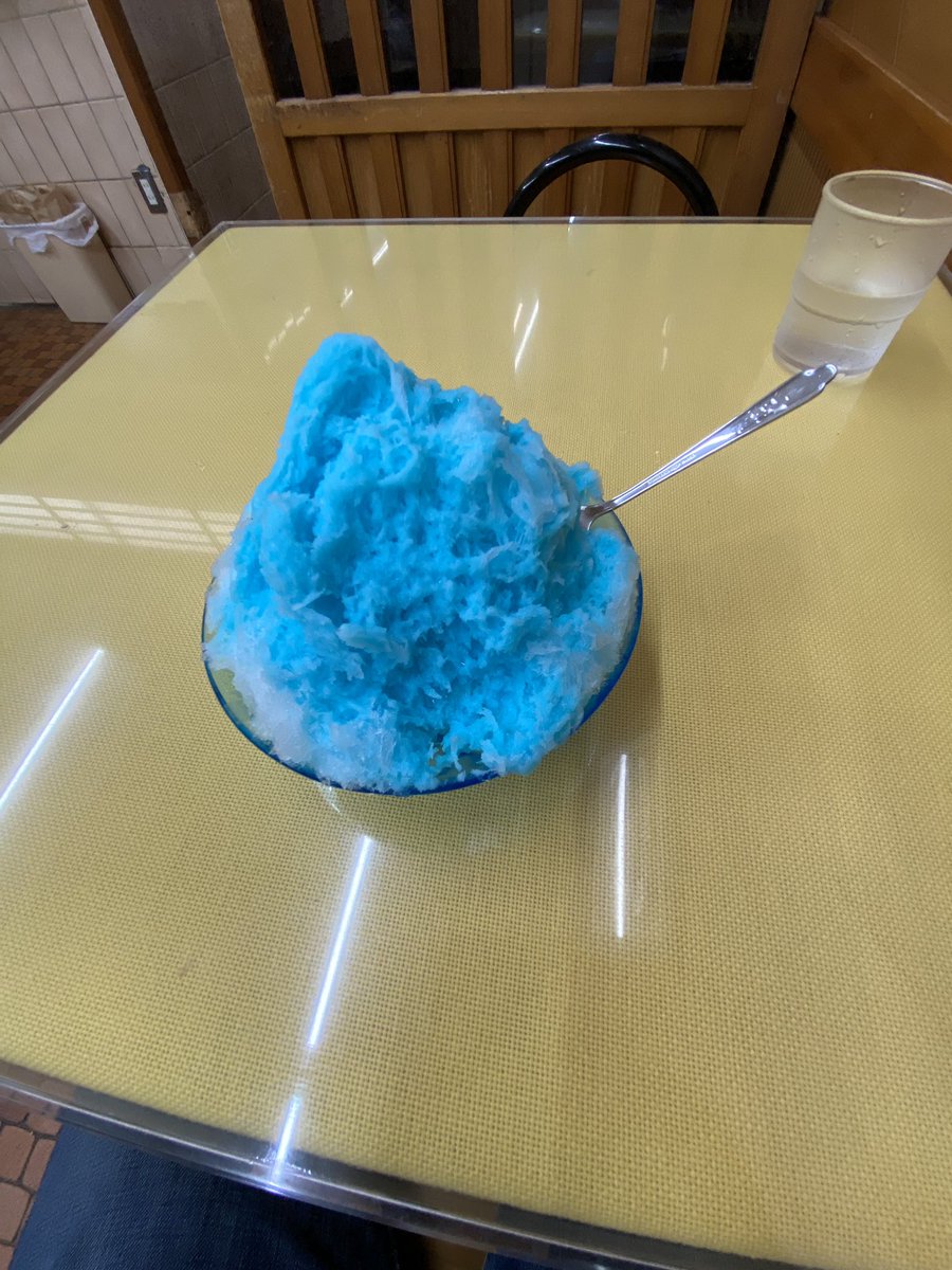 wearebgd's tweet photo. 夏が始まった https://t.co/HMycfEf2ie