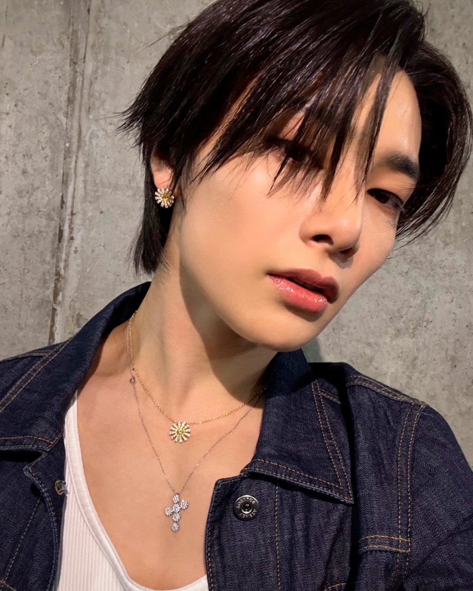 Global brand ambassador #I_N  has chosen the exquisite craftsmanship of Damiani Jewelry.  

#DamianiMargherita #DamianiBelleEpoque #DamianiBelleEpoqueReel #Damiani #Handmade #MadeInItaly