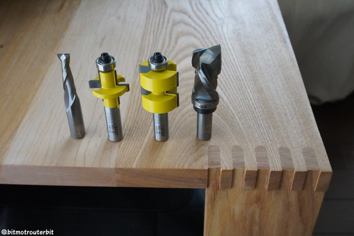 bitmotrouterbit's tweet image. 凸側と凹側を加工するビットをそれぞれ用意。ちょうど良いキツさの接合ができます。
サネの形は２種類。
テーパー溝タイプは高い密着度を得られます。
ストレート溝タイプは、板はぎの他、かまち扉の枠作りや、箱などの直角接合にも応用できます。
btmt.jp/SHOP/230754/li…