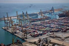 Sorprès de la creativitat del <a href="/govern/">Govern de Catalunya</a> Ha acordat crear un 'corredor verd' (=neutre d'emissions de GEH) entre els ports de Barcelona i Shanghai. Què vol dir? Que els vaixells de mercaderies (que cremen el gasoil més contaminant del món) d'ara endavant aniran a vela?