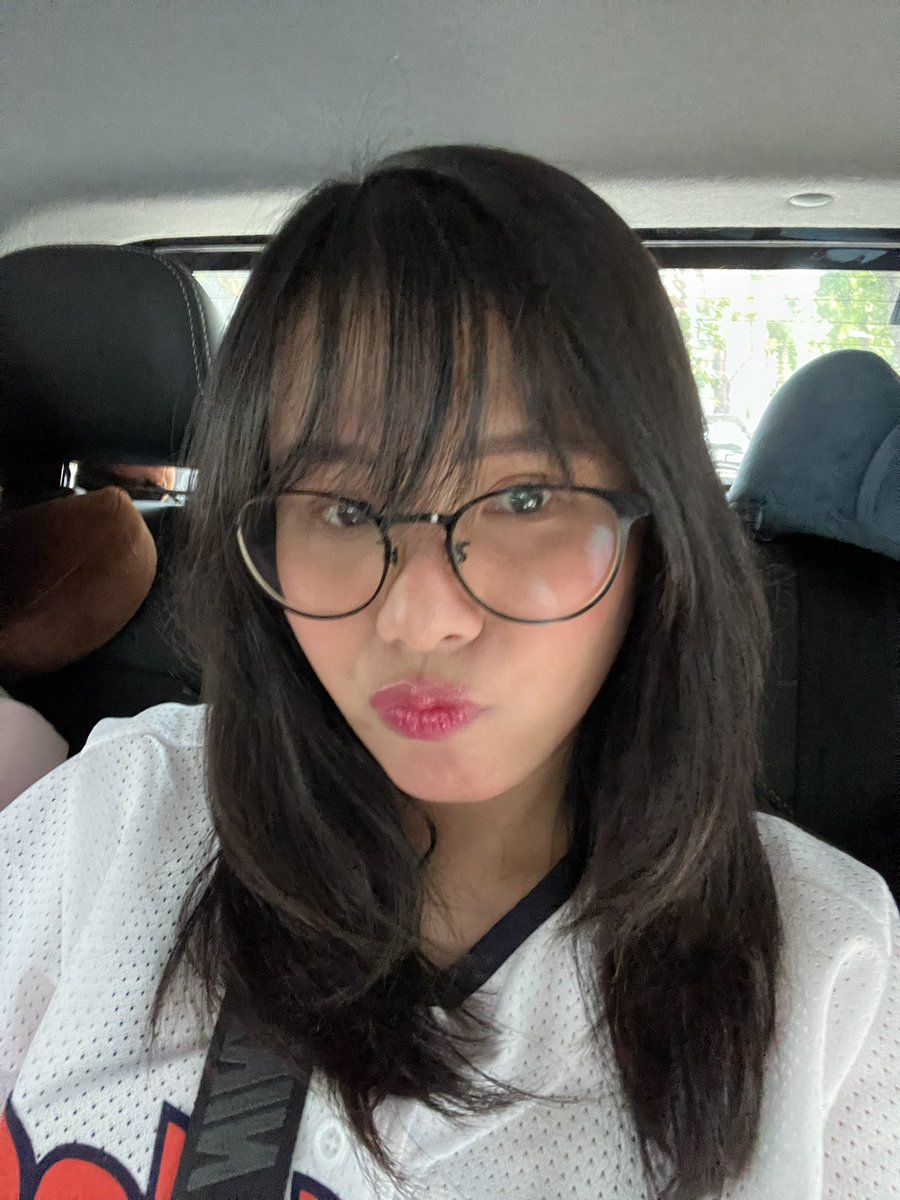 Gmonad to those who Gvietnads 💜

Heading out this afternoon as I can’t make it to the side event tonight 😭😭

But… tomorrow, I’m gonna make it!!! Cyaaaa then! 💜

<a href="/monad/">Monad ⨀</a>