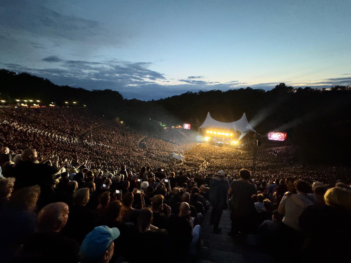 Berlin, thank you for two incredible shows!

Warsaw… we’re coming for you! 🪓🔥

#RunForYourLivesWorldTour #KillerKontent