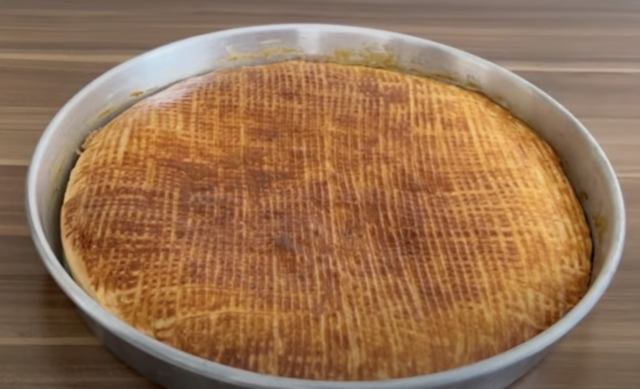 <a href="/airserbia/">Air Serbia</a> Diplomatske misije bi da se ogrebu o bilo čiji hleb 🍞 ukoliko budu pozvani za okrugli sto. 

Oni koji ne umeju da направе hleb bi rado da ga ukradu - nisu deo naših okruglih stolova, niti bi im ikada pružili bilo šta pa ni ruku ni pogled u oči jer takvi nikada ne би се izvinili