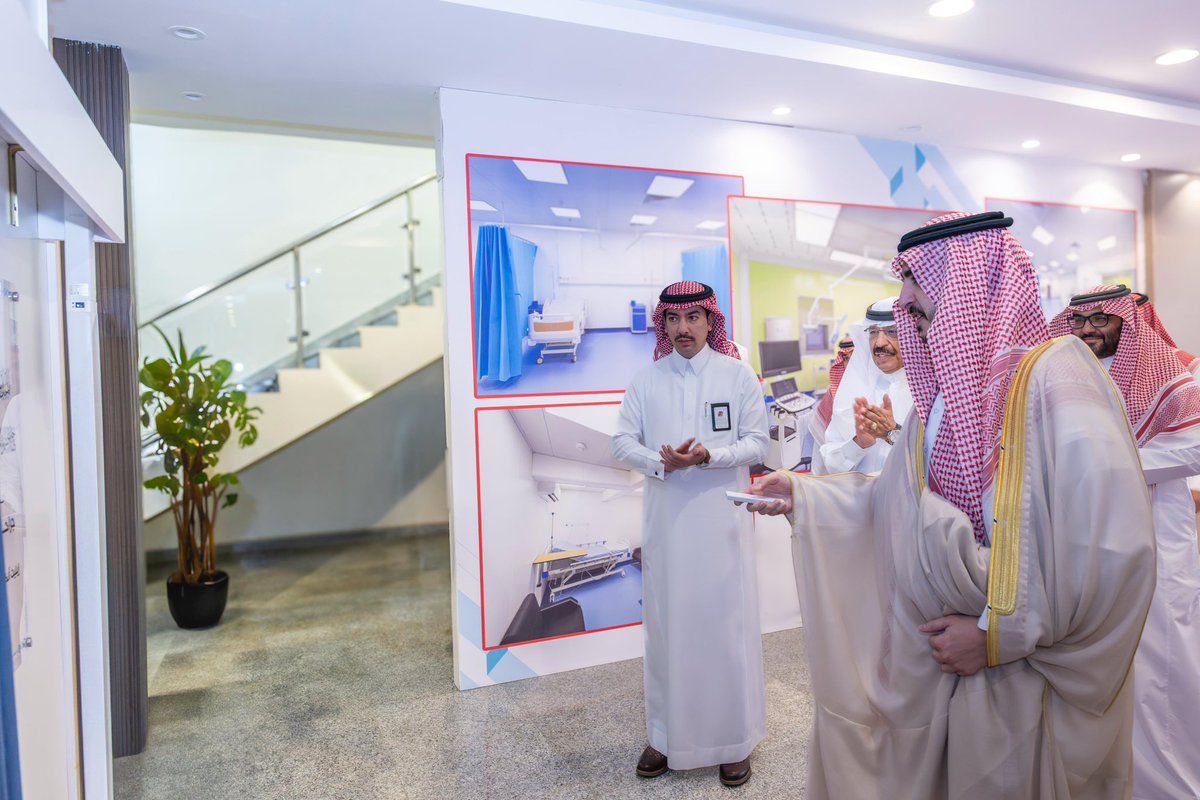 AljoufSA's tweet photo. أمير #منطقة_الجوف يفتتح مركز “Elite Incare” لجراحة اليوم الواحد، كأول مجمع طبي من نوعه بالمنطقة في القطاع الخاص.

https://t.co/NmUj2vijLa https://t.co/heJlqKCuDl