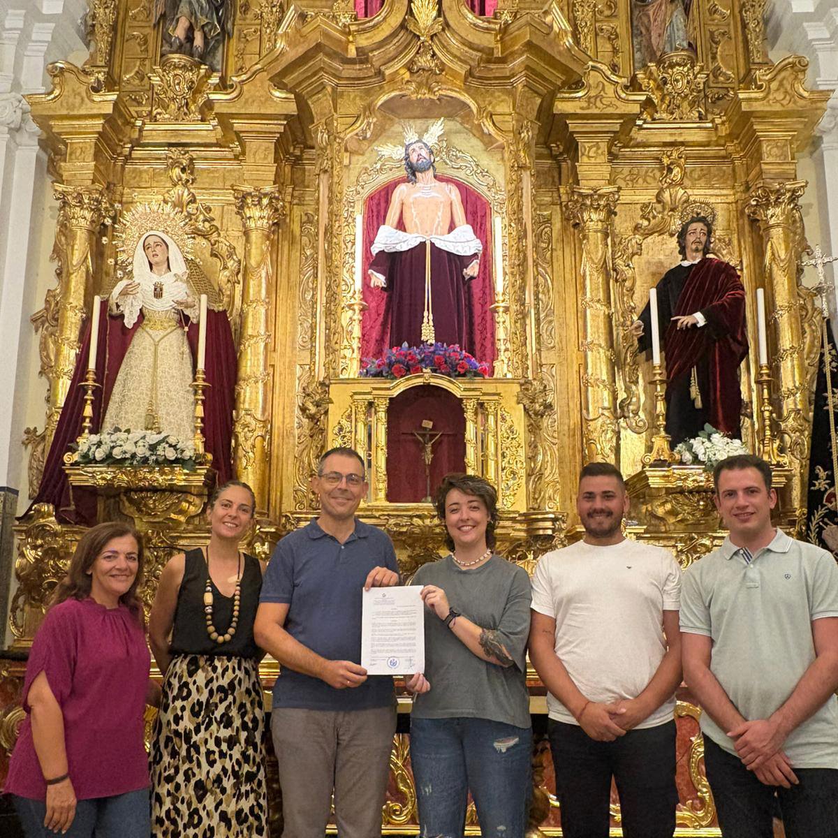 Estandarte de Sevilla (@estandartedesev) on Twitter photo 🟢 #EstandarteDS | En la tarde del pasado martes 29 de julio, <a href="/Jesus_Despojado/">Hdad Jesús Despojado</a> renovó el contrato con la <a href="/BSLiceodeMoguer/">BS Liceo de Moguer</a>, para el acompañamiento musical a María Santísima de los Dolores y Misericordia el Domingo de Ramos de 2026
📸 Hdad. 🟢 #EstandarteDS | En la tarde del pasado martes 29 de julio, <a href="/Jesus_Despojado/">Hdad Jesús Despojado</a> renovó el contrato con la <a href="/BSLiceodeMoguer/">BS Liceo de Moguer</a>, para el acompañamiento musical a María Santísima de los Dolores y Misericordia el Domingo de Ramos de 2026
📸 Hdad.
