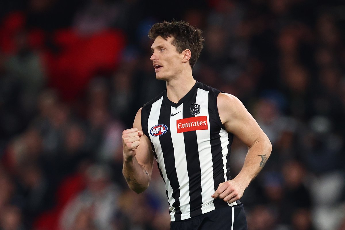 Could a premiership Pie be on the way out?

Rival clubs are circling.

TRADE BUZZ ▶️ bit.ly/3IMzeue