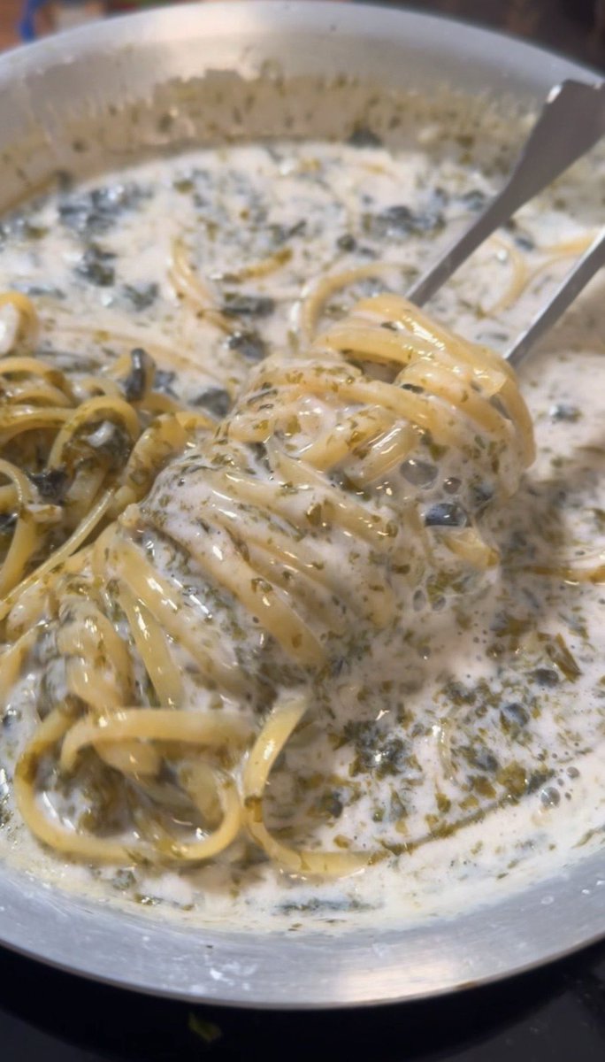 tbs_dn's tweet photo. 予想外の組み合わせと言われる海苔とクリームチーズを合わせたパスタとても美味しい。 https://t.co/tbZM2DGEBd