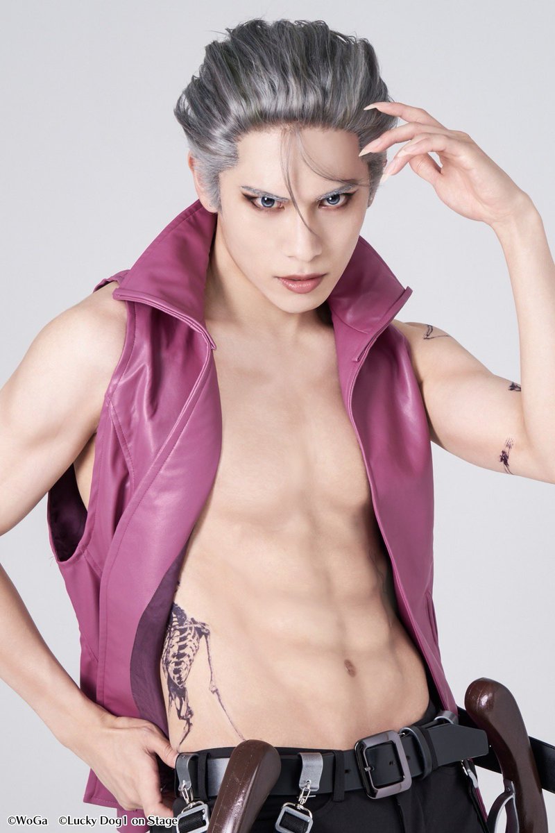 📢ビジュアル＆公演詳細解禁❗️②

『ラッキードッグ1 on Stage』

◆CAST
ジュリオ・ディ・ボンドーネ役
　徳井太一 x.gd/0SVLl

イヴァン・フィオーレ役
　永島 龍之介 <a href="/r_y__u_no/">永島龍之介</a>

バクシー・クリステンセン役
　川井雅弘 <a href="/Masahiro_kawai_/">川井雅弘</a>

他

bulletlive.jp/luckydog1/
#舞台ラキド