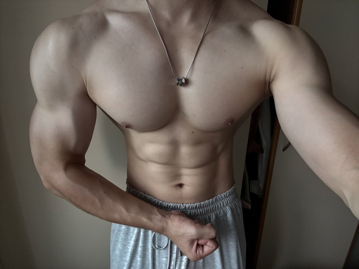 不更新是因为肥胖的让人心惊，给我两周把下腹减回来😢