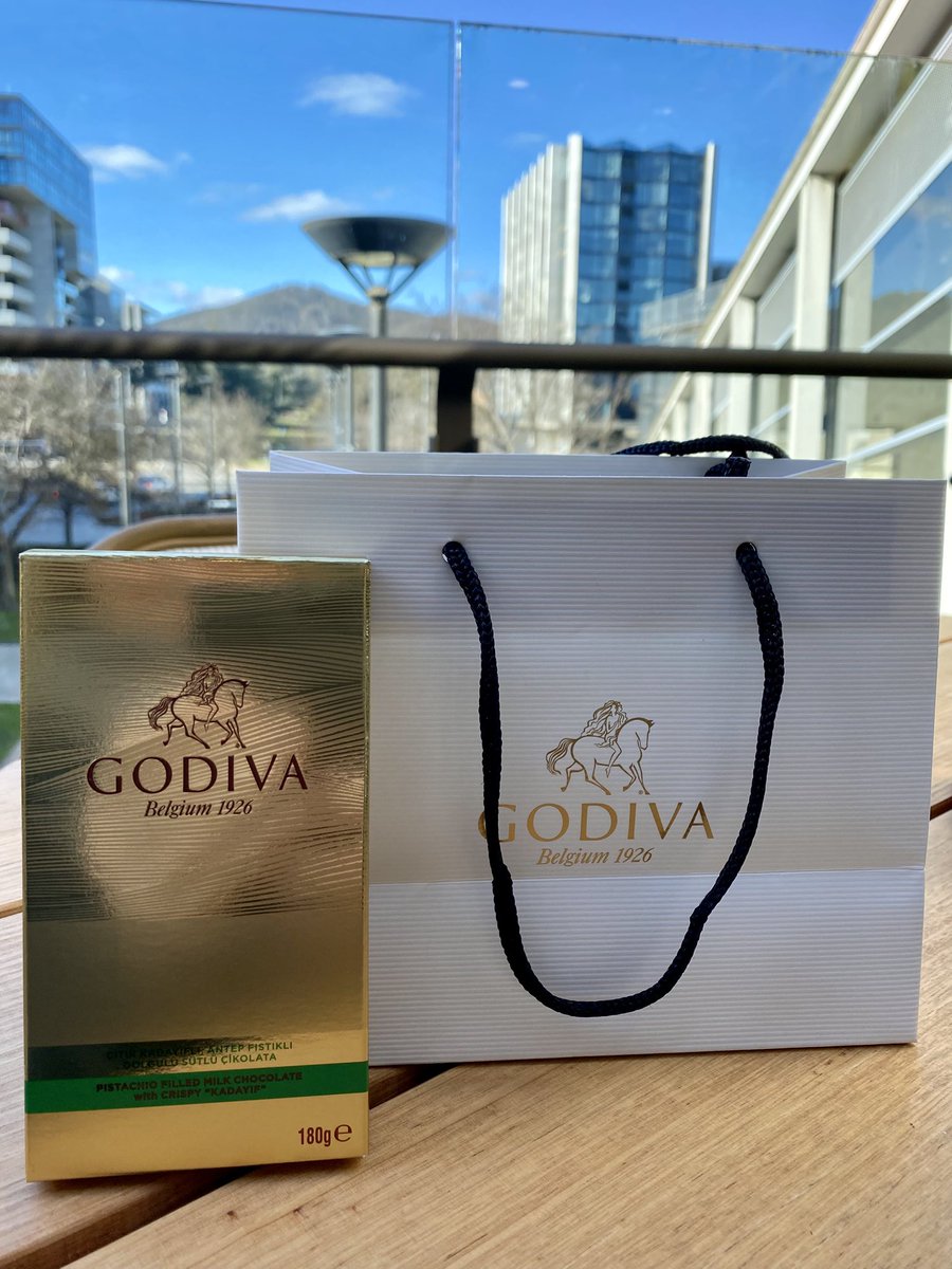 Chocolate overload - Bounty Hot Chocolate at Fox &amp; Bow in Red Hill and couldn’t resist the new Dubai bar <a href="/GODIVA/">GODIVA</a>