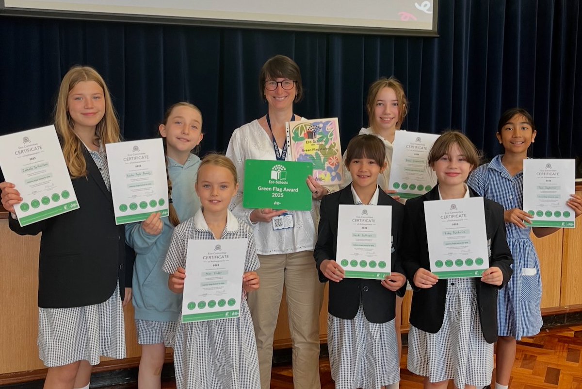 alderleyedge.com (@alderleyedgecom) on Twitter photo Featured - Alderley Edge School for Girls awarded prestigious eco-schools green flag alderleyedge.com/news/article/2… Featured - Alderley Edge School for Girls awarded prestigious eco-schools green flag alderleyedge.com/news/article/2…