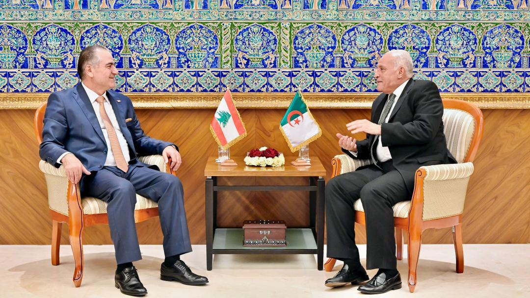 استقبل وزير الدولة، وزير الشؤون الخارجية والجالية الوطنية بالخارج والشؤون الإفريقية، السيد <a href="/AhmedAttaf_Dz/">أحمد عطاف Ahmed Attaf</a> بمقر الوزارة، السيد محمد محمود حسن، سفير جمهورية لبنان، الذي أدى له زيارة وداع عقب انتهاء مهامه لدى الجزائر.
🇩🇿🇱🇧
