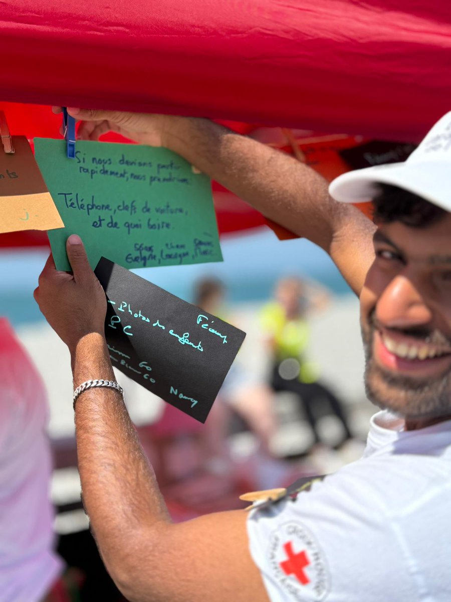 📍La #CaravaneDeLExil était en #Normandie :
👉 #Rouen
👉 #Dieppe
👉 #Poses
👉 #Fécamp

Ateliers, échanges, un seul but : donner la parole aux personnes exilées et déconstruire les préjugés autour de la migration.
Merci à tous les acteurs mobilisés ❤️
#CroixRouge #Exil #Solidarité