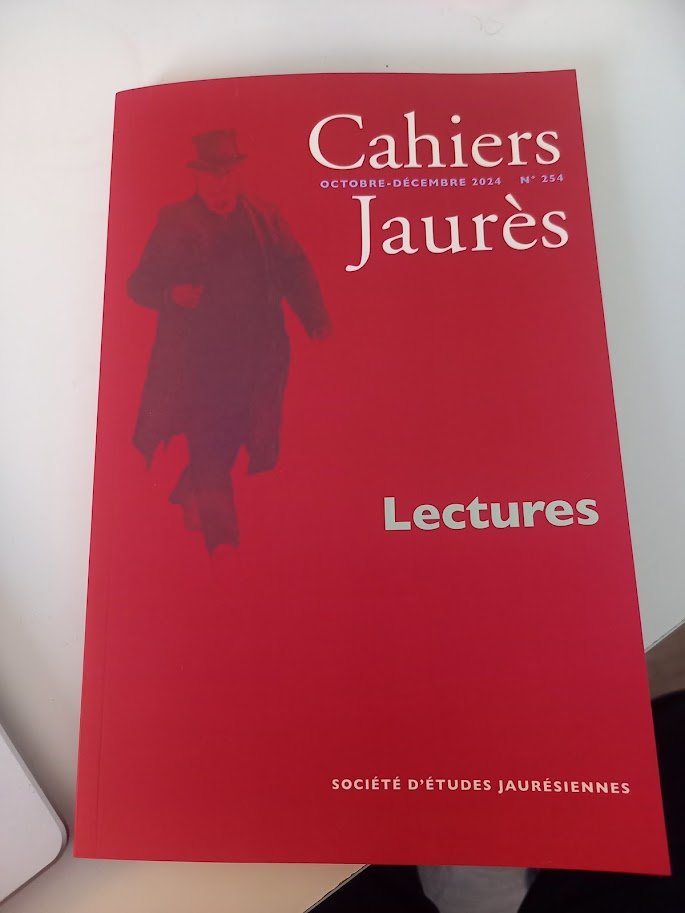 Le 31 juillet 1914 était assasiné Jean Jaurès. Pout tout savoir sur sa pensée et son action , la biographie de Gilles Candar et Vincent Duclert est indispensable.
Et bientôt un nouveau site de la société d'études jaurésiennes ! Affaire à suivre 
Abonnez vous aussi aux cahiers !