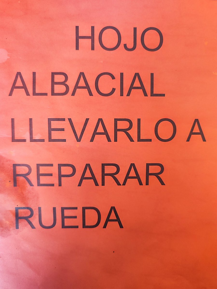 Zeberto_86's tweet photo. Cuando tengas un mal día, piensa que tú jefe escribe así 🤣🤣🤣 #risa #memes #work https://t.co/n1BwqlYgNL