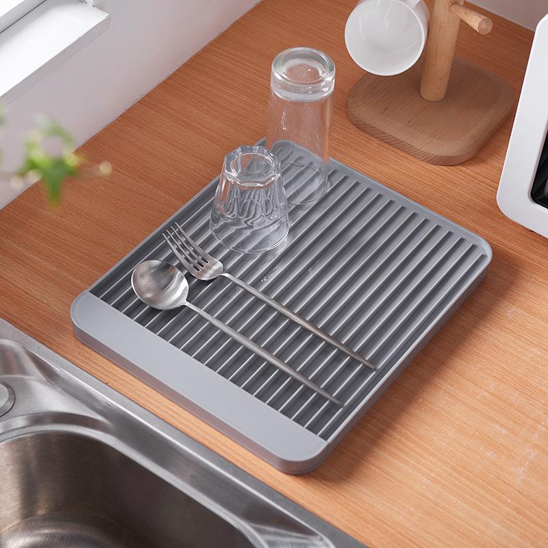 UnicunShop's tweet image. Tired of kitchen clutter? 😩 Our Multifunctional Kitchen Tray Drainer keeps your counters tidy &amp;amp; your dishes dry!  💦✨ Shop now &amp;amp; say goodbye to dish drying chaos! unicun.com/product/fashio… 🍽️ #kitchengoals #organizeyourlife  #dishdrying