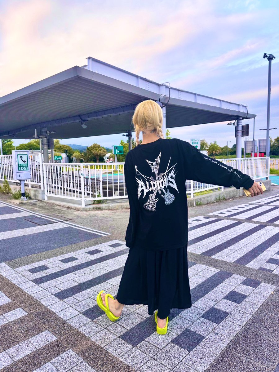 destroy lonely NOSTYLIS tour ロンT destroy lonely NOSTYLIS tour ロンT Destroy Lonely No Stylist Tour