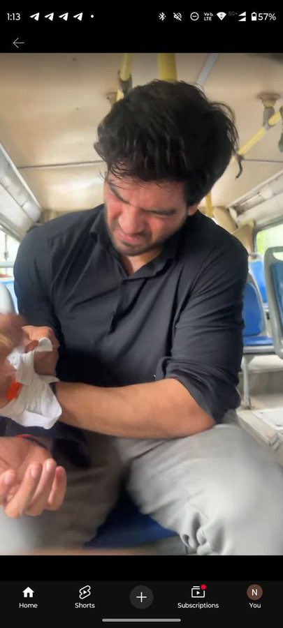 Saif__Tweets's tweet photo. ये अपराधी नहीं, बल्कि देश का भविष्य बनाने वाले शिक्षक हैं, जिन्हें अपराधियों के जैसा सुलूक किया जा रहा है।
#SSCVendorFailure
#SSC_System_Sudharo #SSC_VENDOR_FAILURE 
#SSCReforms #earthquake https://t.co/UzE8oPgIs9