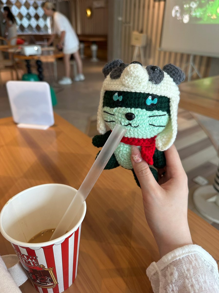 Otti having fun at the <a href="/hyperbuilder_hl/">HyperBuilder</a> event in Hanoi 🇻🇳