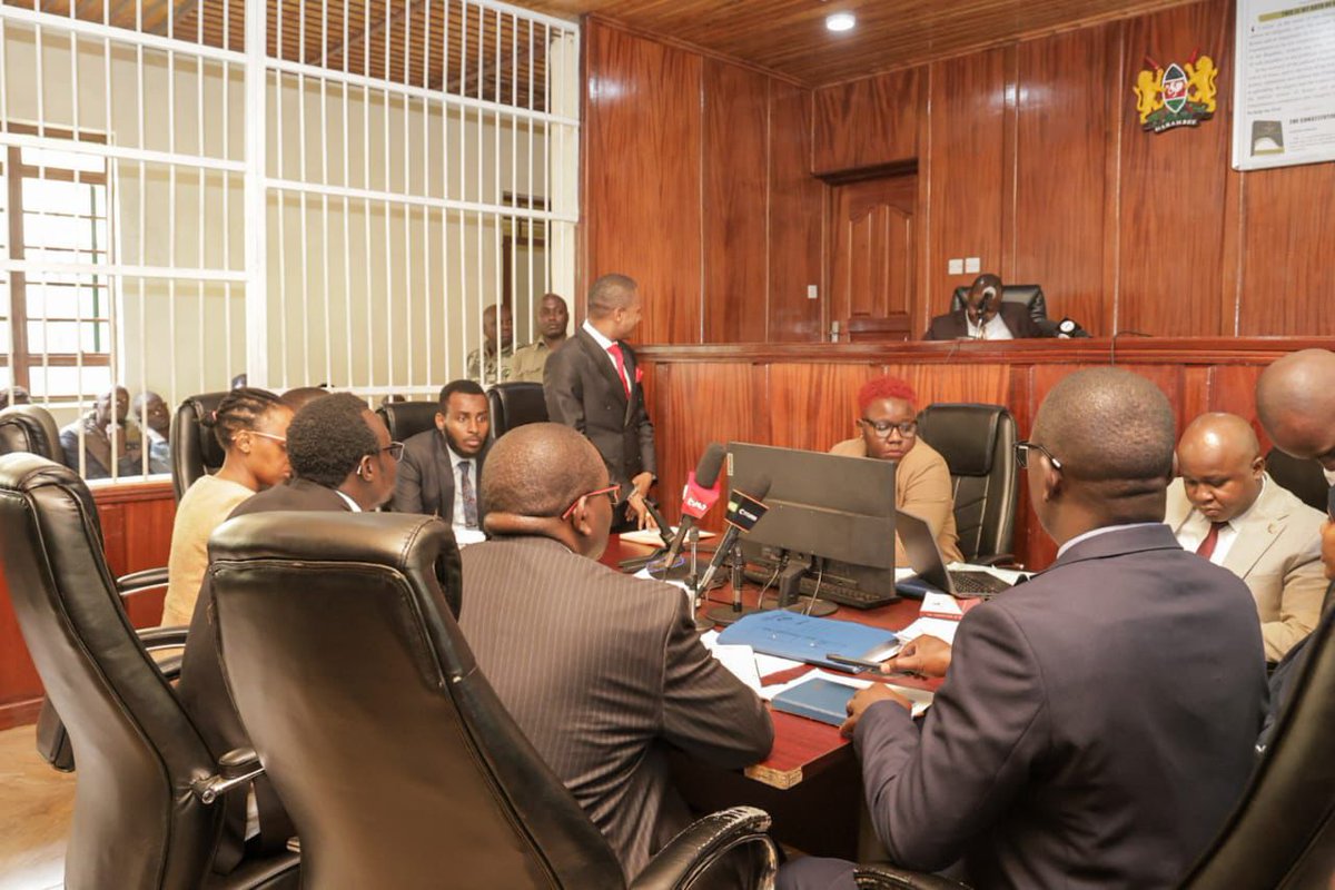 RightOwuor's tweet photo. Earlier today at Kahawa Law Courts @HEBabuOwino recorded another win representing the MAWEGO 8 who have been released on cash bail of Ksh.50K each.
#uhurus3rdterm https://t.co/1p9LWI9i8B