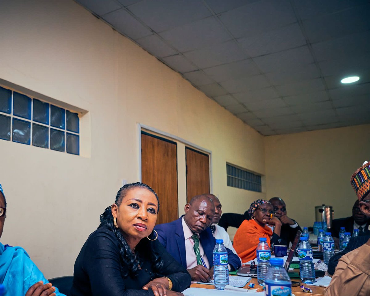 ayo sotinrin tweet media