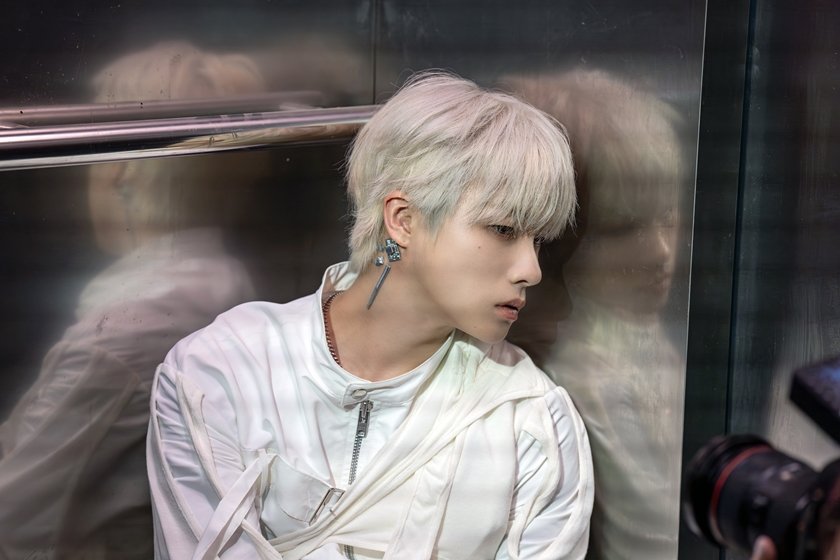 jiwonscherry's tweet photo. [genie magazine] JINHWAN - OBEY MV behind the scene 🖤🤍

#OBEYwithJAY #JAY_207 https://t.co/UgcAZr5MmQ