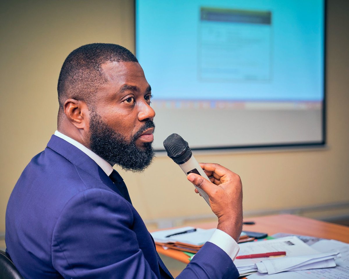 ayo sotinrin tweet media