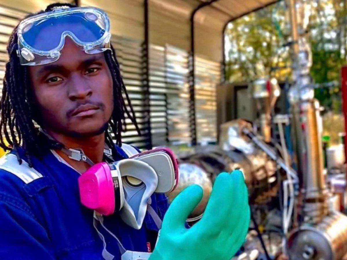 Fact Check: Did Inventor Julian Brown ‘Go Missing’ After Discovering Method To Convert Plastic Waste Into Usable Fuel
2oceansvibe.com/2025/07/31/fac…