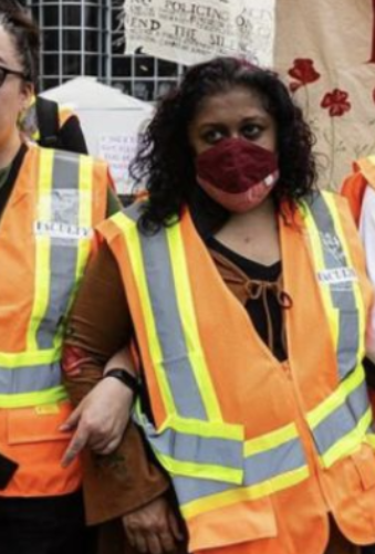 🚨 Professor Anooradha Iyer Siddiqi, Architecture, Barnard/Columbia University.

Joined a human wall to protect the pro-Palestine students who chanted for an intifada against Israel &amp; Jews.

Columbia must now pay $200 MILLION to the govt for failure to protect Jewish students.