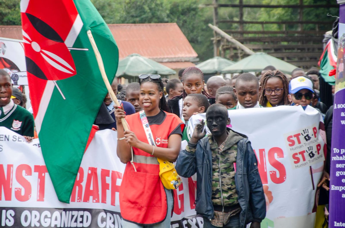Hope and Homes for Children–Kenya 🇰🇪 joined the government and partners at Nakuru Show Ground for the International Day Against Trafficking in Persons raising awareness on orphanage trafficking—where children are exploited for profit instead of growing up in safe, loving families
