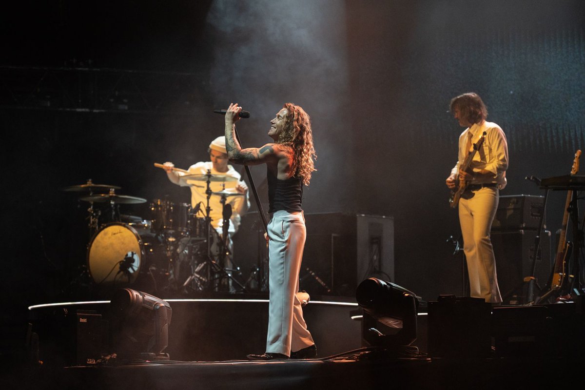 VilledAjaccio's tweet photo. ⚡ @jdoreofficiel a électrisé le Théâtre de verdure du Casone hier soir lors du Aiò Festival ! Ambiance de folie et émotion au rendez-vous 🔥✨
🎉 Et ça continue ! Prochain show : jeudi 31 juillet avec Pierre Garnier  — à ne surtout pas manquer !
📎 Toutes les infos et la billetterie 👉 https://t.co/WQVs1VkM9z