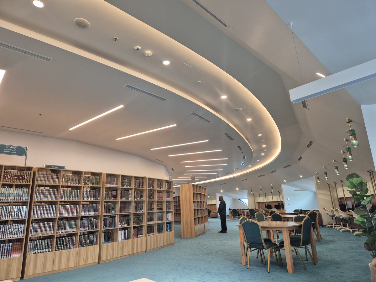 AnaraNaeem's tweet image. Islamic Library 
Salman mosque 
&quot; Books are Friends &quot;.