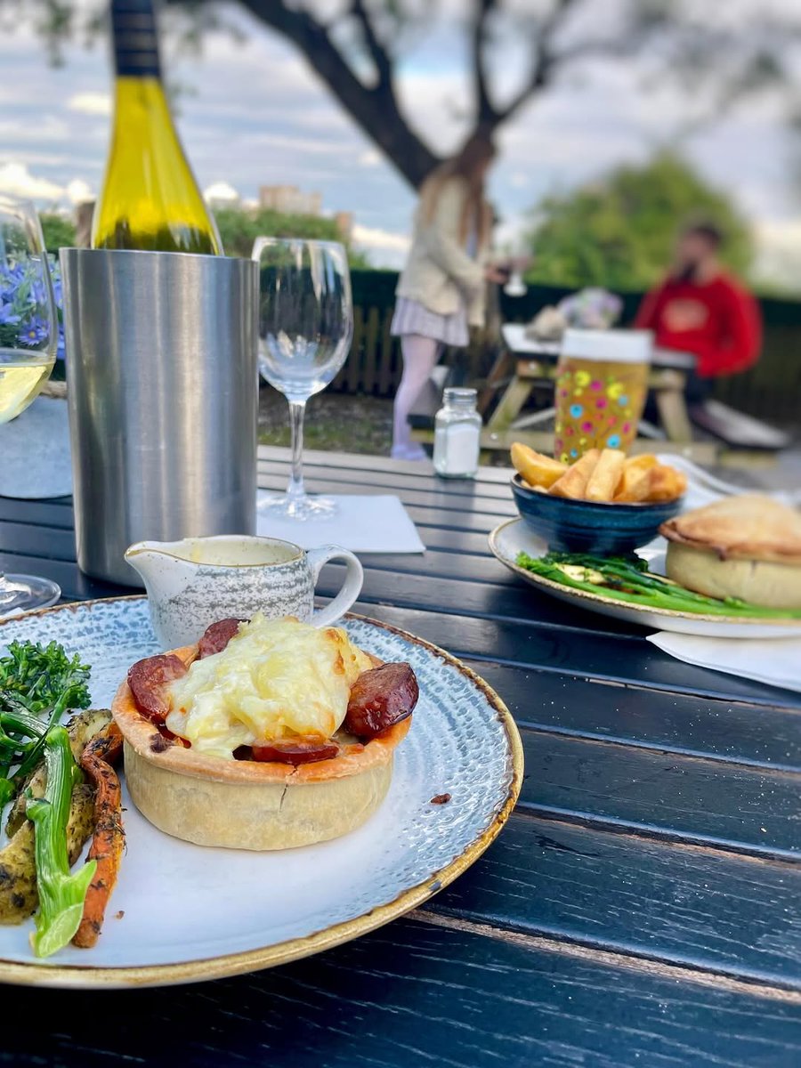 MaryBoberry tweet media