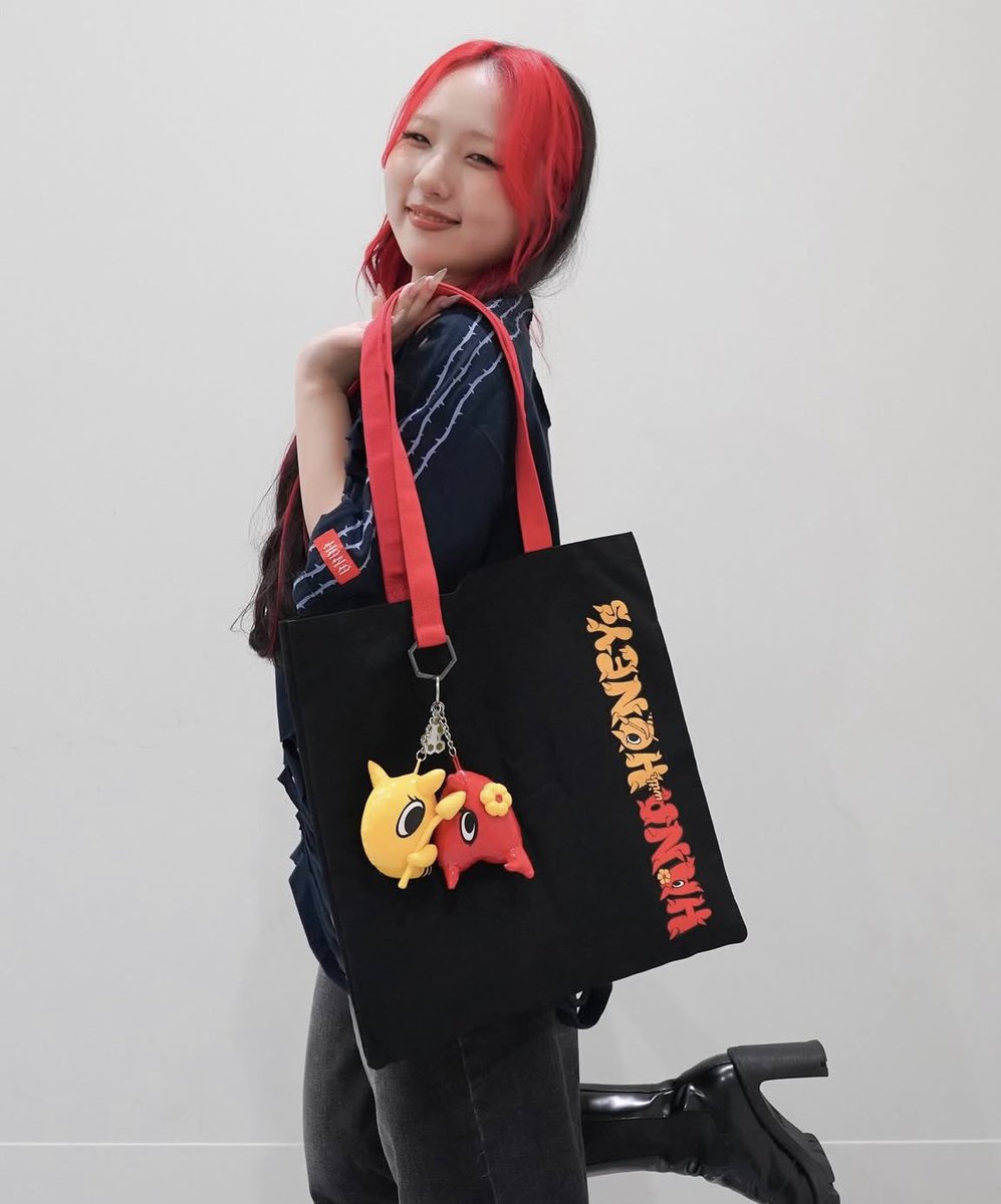HANA デビューグッズ ロゴラウンドバッグ　グッズ HANA デビューグッズ ロゴラウンドバッグ グッズ HANA デビュー