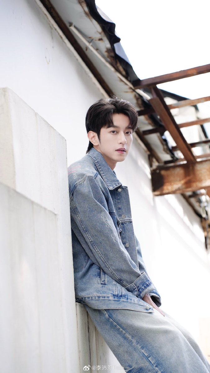 Ky0627Meen's tweet photo. พี่เพ่ยมาอัพ weibo พี่สองคนไปด้วยกันไปกะอาเจียง🤣
“When is the weather fine.”
#ABODesire
#LipeiEn #SeekyLee https://t.co/EJL0luqpHq
