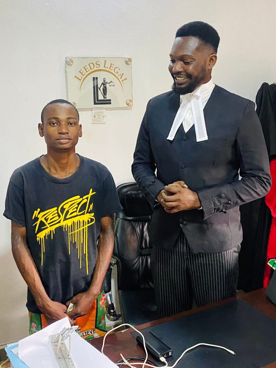 MostMerit's tweet image. Gist:  Emeka Nzeruike has been released from prison after he was allegedly accused of st£aling. He was sent to pr!son when we was 12 in 2015.  He has been in pr!şon for 10 years  💔 💔 😢
Welcome back boy,but his lost years ,how will he bring it back?