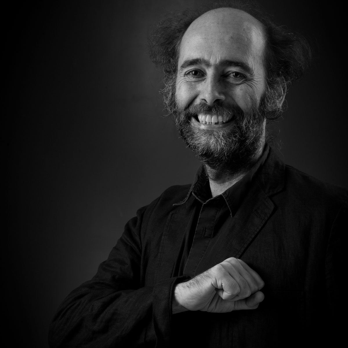 ◾Desde el #COASevilla lamentamos profundamente el fallecimiento del arquitecto, investigador y docente José Pérez de Lama

Curro González de Canales: "Fue alguien que pisó este mundo con pasos diferentes, sensible, valiente. Pionero en tierra hostil..."

coasevilla.org/noticia.aspx?i…