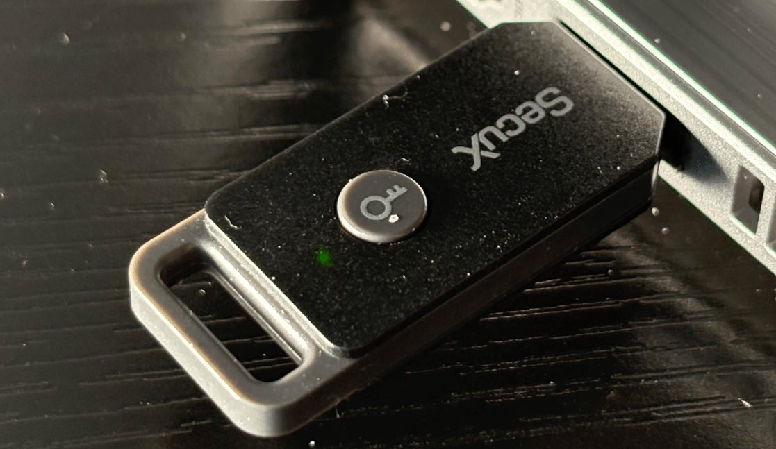 SecuX PUFido Clife Key Review techbuzzireland.com/2025/07/30/sec…
