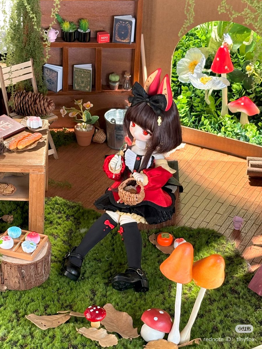 🌟Tiny Fox🌟
🍓新作予告🎉

🌳この子は何を
考えてるでしょうか？

とってもかわいい🍓

フルーツの森の中にいる🫐

ベイビー👼✨

#TinyFox
#新作予告