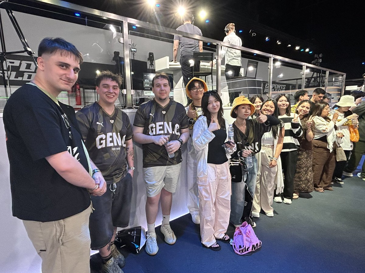 Team <a href="/GenG/">Gen.G Esports</a> showing up in force to support <a href="/ArjunErigaisi/">Arjun Erigaisi</a> at <a href="/EWC_EN/">Esports World Cup</a>