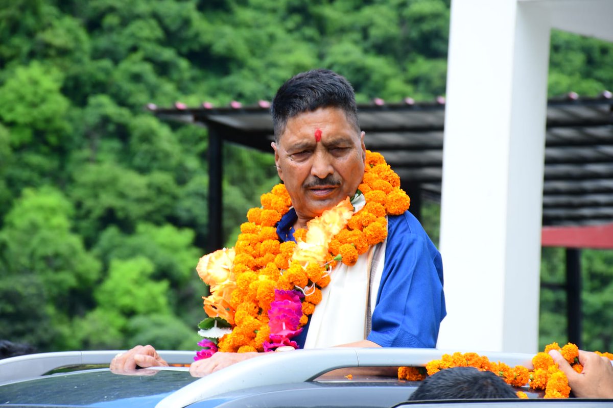 Rudraprayag Police Uttarakhand (@rudraprayagpol) on Twitter photo ЁЯТврдЬрдирдкрдж рд░реБрджреНрд░рдкреНрд░рдпрд╛рдЧ рд╕реЗ рд╕реЗрд╡рд╛рдирд┐рд╡реГрддреНрдд рд╣реБрдП рдХрд╛рд░реНрдорд┐рдХ рдХреЛ рджреА рдЧрдпреА рднрд╛рд╡рднреАрдиреА рд╡рд┐рджрд╛рдИред
тЬЕя╕ПрдЖрдЬ рджрд┐рдирд╛рдВрдХ 31 рдЬреБрд▓рд╛рдИ 2025 рдХреЛ рдЬрдирдкрдж рд░реБрджреНрд░рдкреНрд░рдпрд╛рдЧ рдореЗрдВ рдирд┐рдпреБрдХреНрдд рд╕рдВрджреЗрд╢рд╡рд╛рд╣рдХ рд╢реНрд░реА рд╕реЛрд╣рди рд▓рд╛рд▓ рдЬреА рдХреЛ рдЙрдирдХреА рдЕрдзрд┐рд╡рд░реНрд╖рддрд╛ рд╕реЗрд╡рд╛рдирд┐рд╡реГрддреНрддрд┐ рдХреЗ рдЕрд╡рд╕рд░ рдкрд░ рднрд╛рд╡рднреАрдиреА рд╡рд┐рджрд╛рдИ рджреА рдЧрдпреАред ЁЯТврдЬрдирдкрдж рд░реБрджреНрд░рдкреНрд░рдпрд╛рдЧ рд╕реЗ рд╕реЗрд╡рд╛рдирд┐рд╡реГрддреНрдд рд╣реБрдП рдХрд╛рд░реНрдорд┐рдХ рдХреЛ рджреА рдЧрдпреА рднрд╛рд╡рднреАрдиреА рд╡рд┐рджрд╛рдИред
тЬЕя╕ПрдЖрдЬ рджрд┐рдирд╛рдВрдХ 31 рдЬреБрд▓рд╛рдИ 2025 рдХреЛ рдЬрдирдкрдж рд░реБрджреНрд░рдкреНрд░рдпрд╛рдЧ рдореЗрдВ рдирд┐рдпреБрдХреНрдд рд╕рдВрджреЗрд╢рд╡рд╛рд╣рдХ рд╢реНрд░реА рд╕реЛрд╣рди рд▓рд╛рд▓ рдЬреА рдХреЛ рдЙрдирдХреА рдЕрдзрд┐рд╡рд░реНрд╖рддрд╛ рд╕реЗрд╡рд╛рдирд┐рд╡реГрддреНрддрд┐ рдХреЗ рдЕрд╡рд╕рд░ рдкрд░ рднрд╛рд╡рднреАрдиреА рд╡рд┐рджрд╛рдИ рджреА рдЧрдпреАред