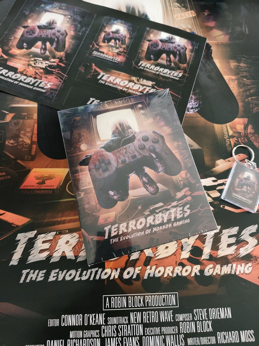 PanDibbler's tweet image. What a beauty has just arrived. Thank you @Terrorbytesdoc - thanks to you I have very robust plans for the Friday evening.
