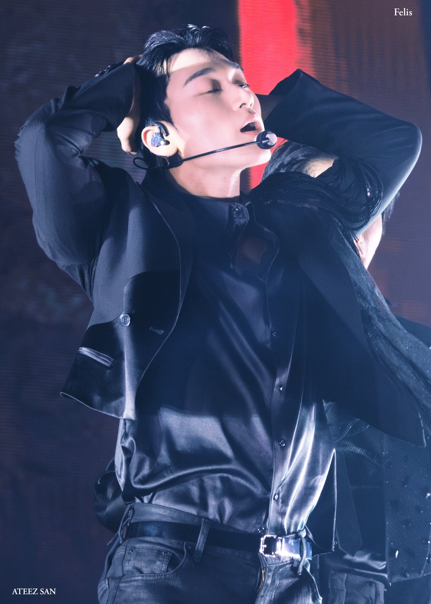ateez アチズ サン 中華 yzy ur guilty if your eyes immediately laid down on his chest