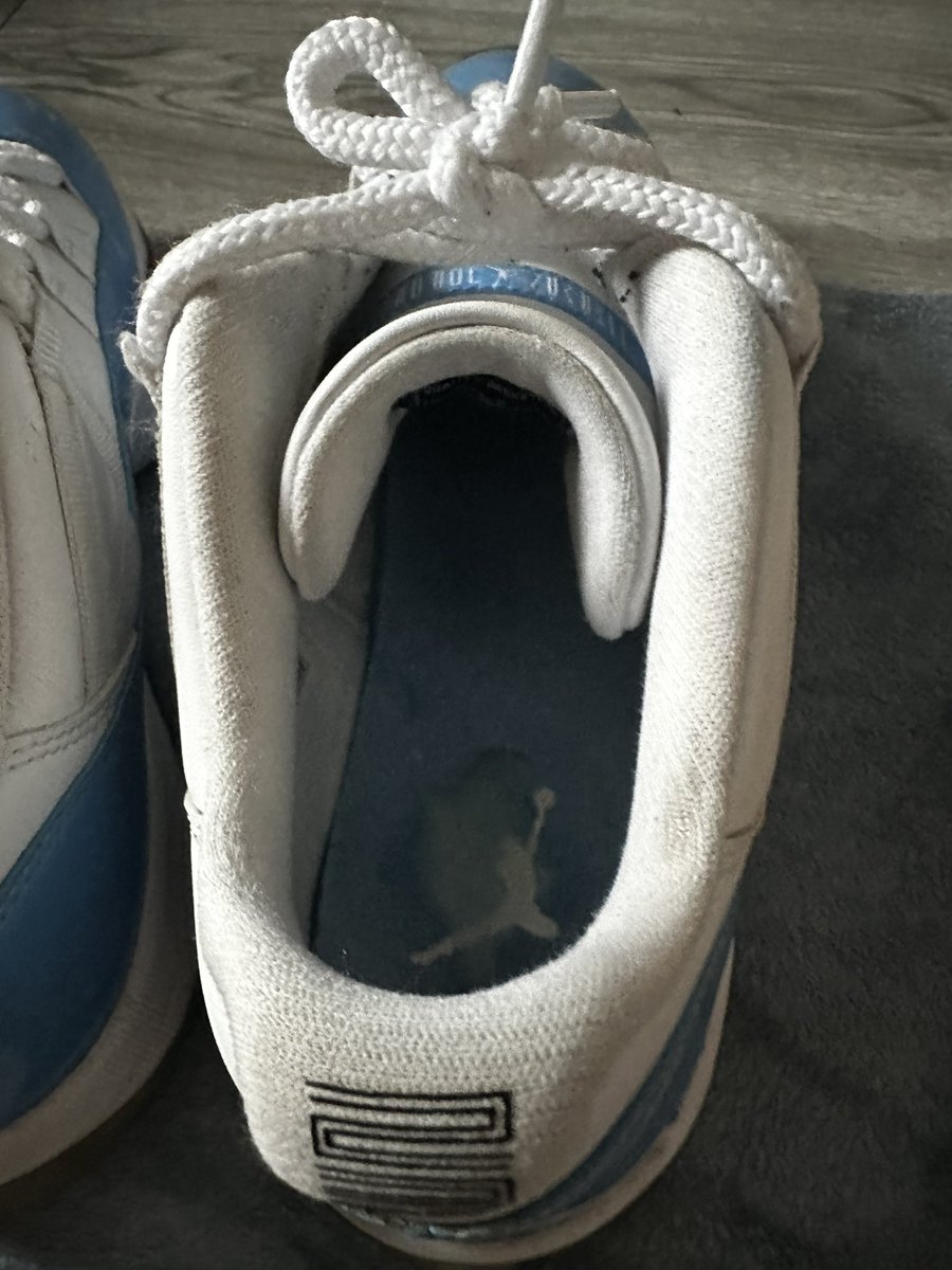 给隔壁家高中生的鞋加点料🐶😋