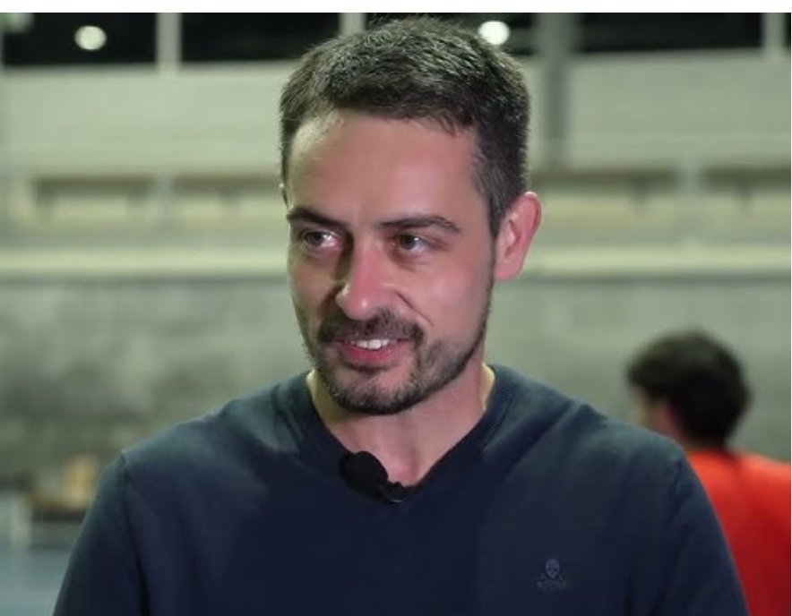 #EsportGracienct'estimo (@barridelcoll) on Twitter photo Aquest Senyor és el culpable del maltractament a les entitats Gracienques.
<a href="/ignasivelasco/">Ignasi Velasco Casal</a>
@AEE Aquest Senyor és el culpable del maltractament a les entitats Gracienques.
<a href="/ignasivelasco/">Ignasi Velasco Casal</a>
@AEE