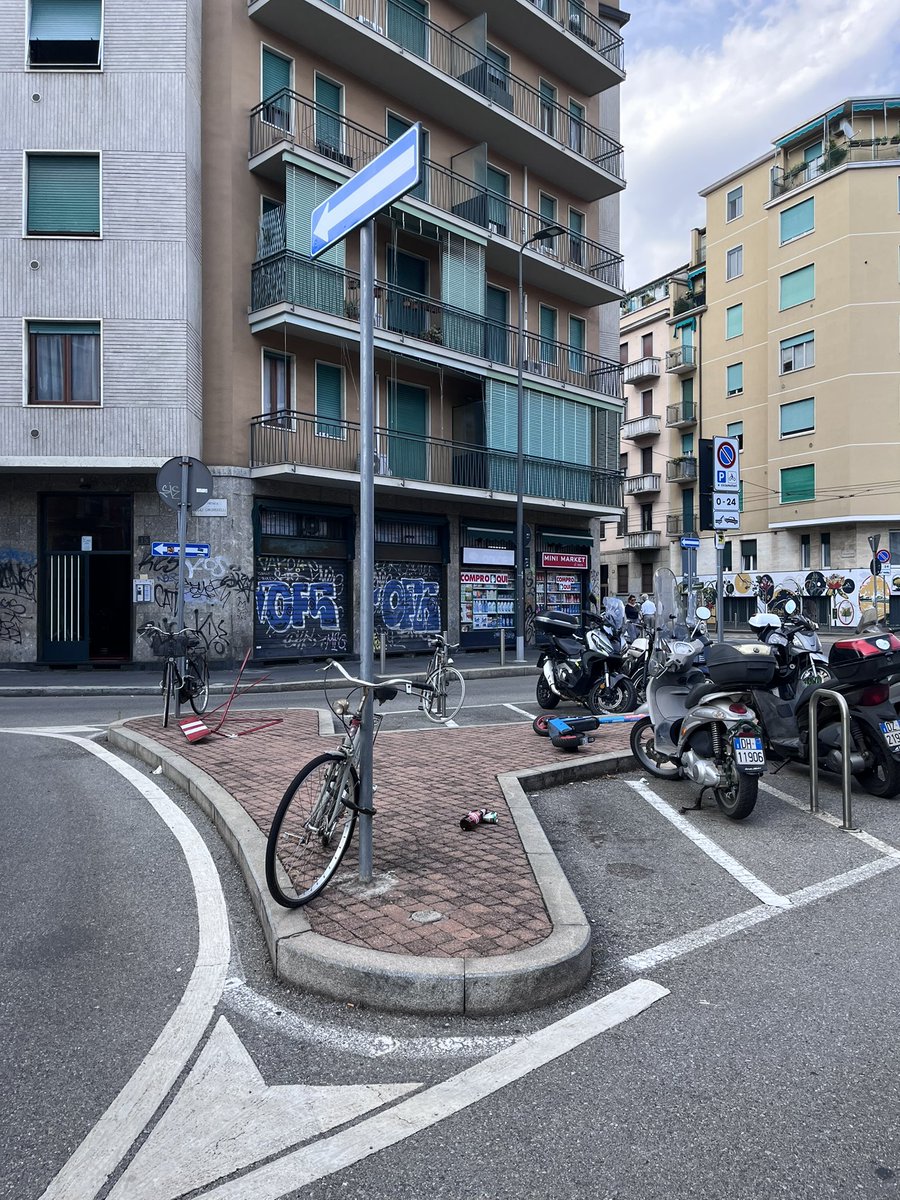 Roncheiconlainormale tweet media