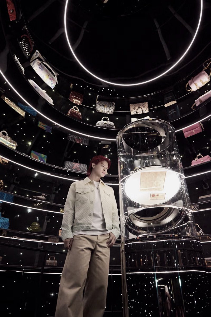 毎日お出掛けしたくなる♪【Louis Vuitton】ソミュール BB ルイヴィトン - Search / X